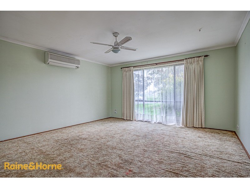 74 Wilsons Lane, Sunbury VIC 3429
