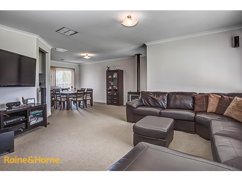 46 The Skyline, Sunbury VIC 3429