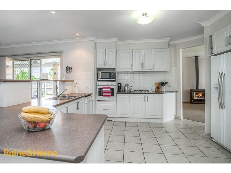 46 The Skyline, Sunbury VIC 3429