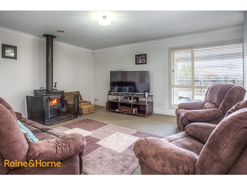 46 The Skyline, Sunbury VIC 3429