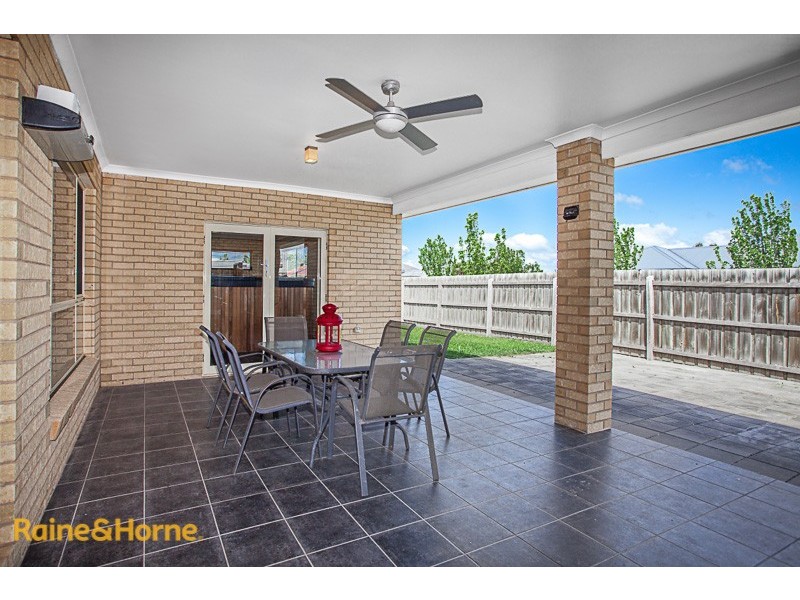 46 The Skyline, Sunbury VIC 3429