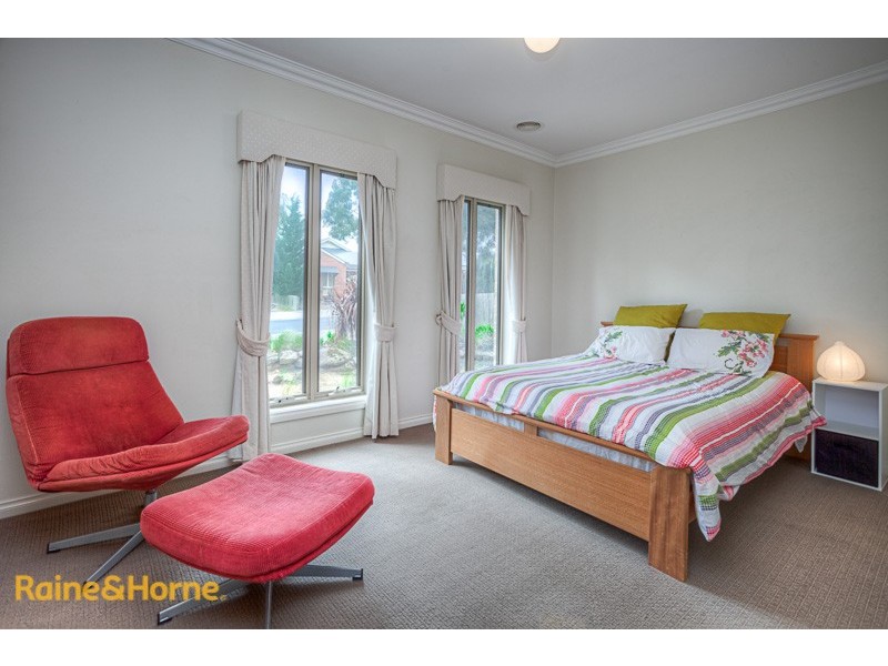 23 Liquidamber Way, Sunbury VIC 3429