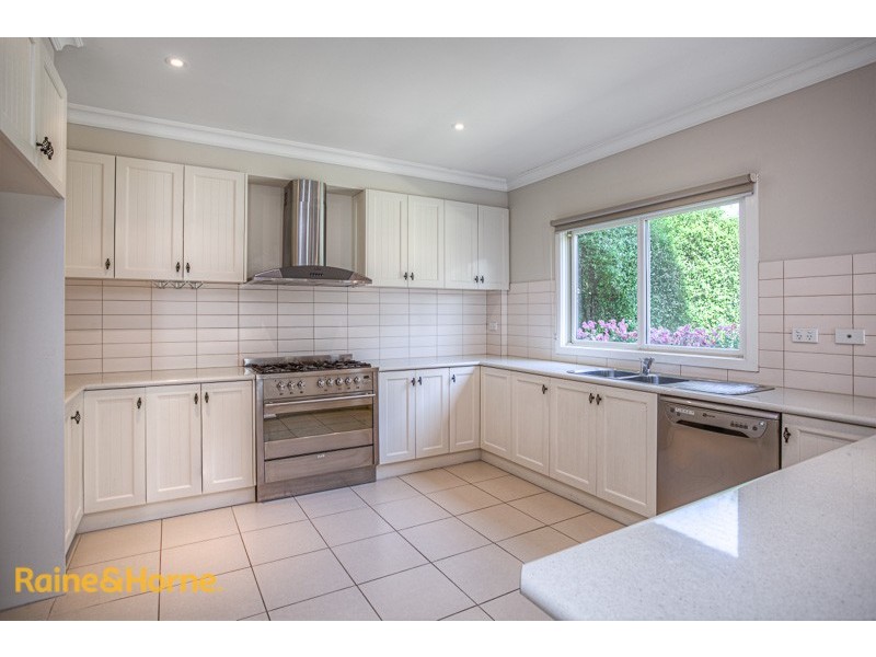 19 Hoya Place, Sunbury VIC 3429