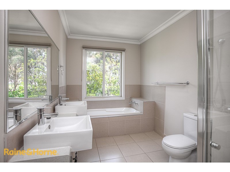 19 Hoya Place, Sunbury VIC 3429