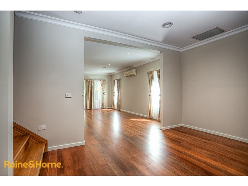 19 Hoya Place, Sunbury VIC 3429