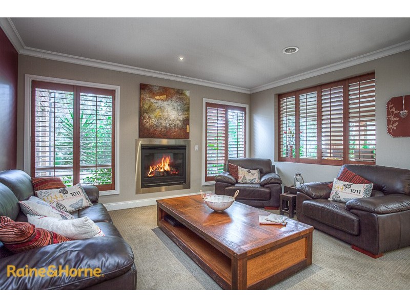 61 Fullwood Drive, Sunbury VIC 3429
