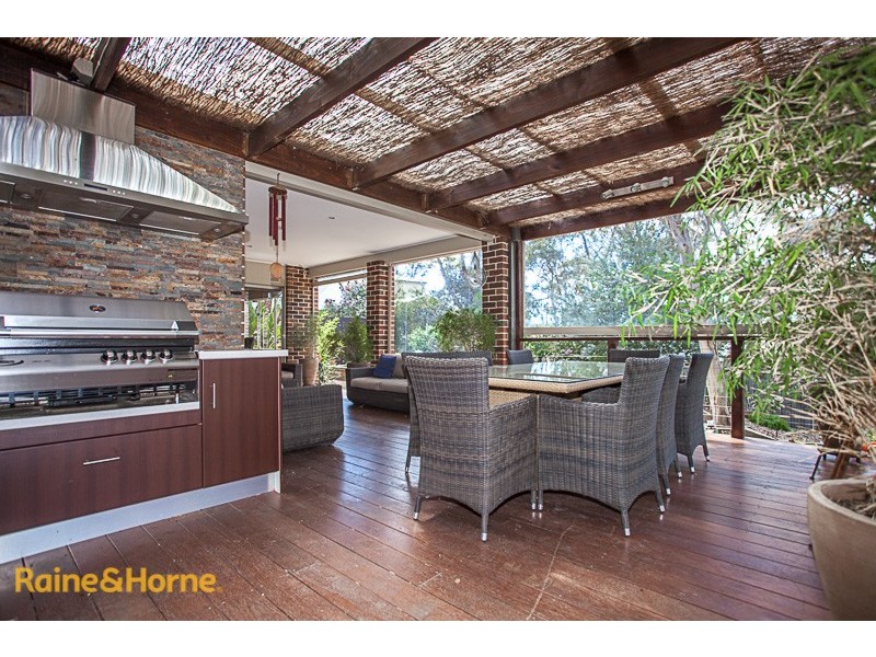 61 Fullwood Drive, Sunbury VIC 3429