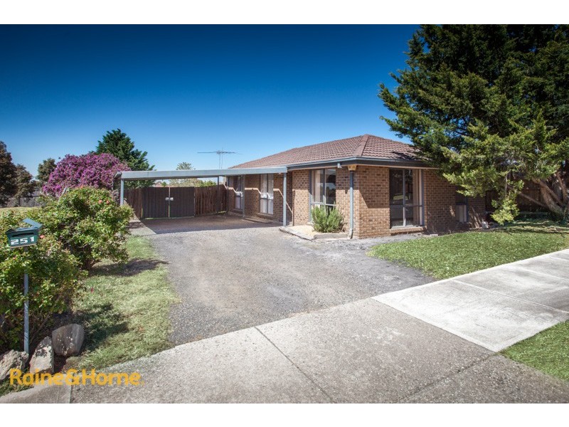 251 GAP ROAD, Sunbury VIC 3429