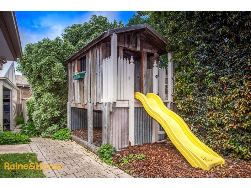 11 Fullbrook Dve, Sunbury VIC 3429