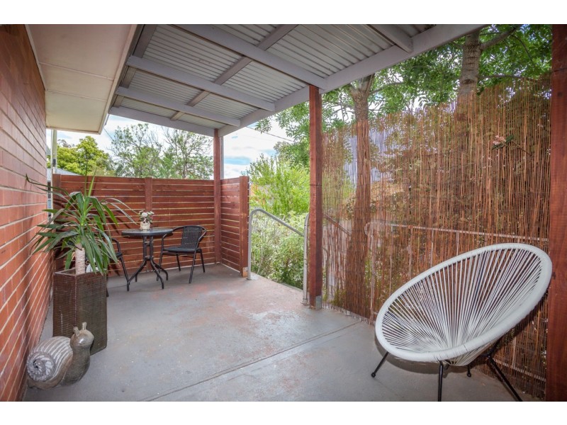 77 Dobell Avenue, Sunbury VIC 3429