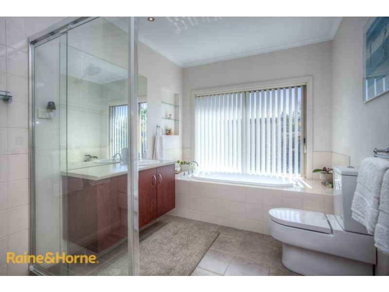 12 Pinto Way, Sunbury VIC 3429