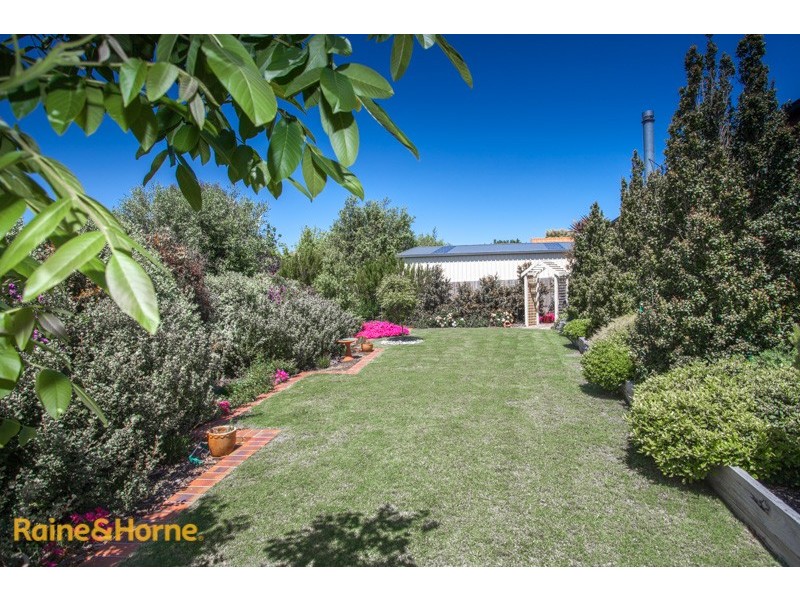 12 Pinto Way, Sunbury VIC 3429