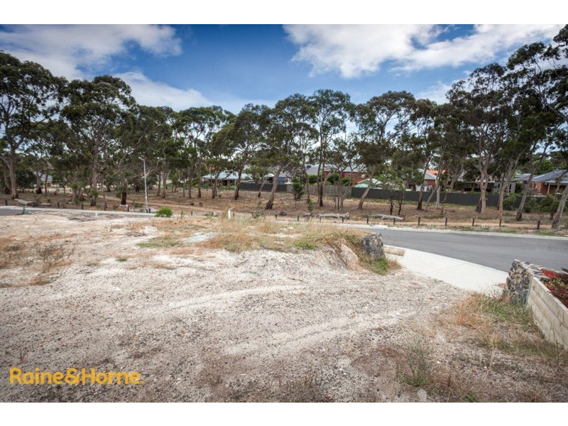 12 Hawkins Court, Sunbury VIC 3429