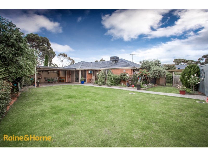 67 Muirfield Drive, Sunbury VIC 3429