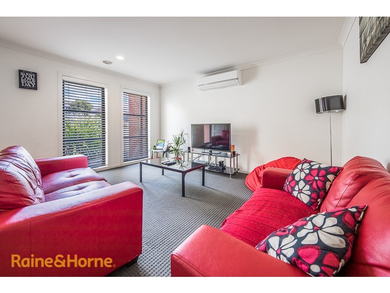 131 Phillip Drive, Sunbury VIC 3429