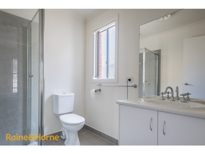 131 Phillip Drive, Sunbury VIC 3429