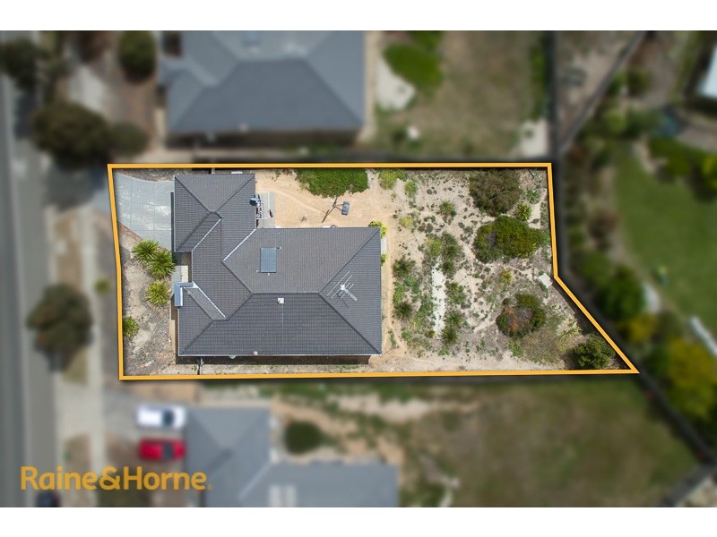 131 Phillip Drive, Sunbury VIC 3429