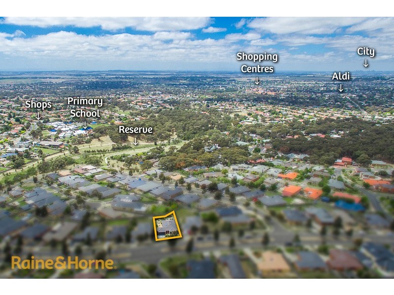 131 Phillip Drive, Sunbury VIC 3429