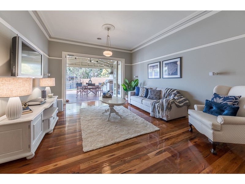 12 Manna Gum Close, Sunbury VIC 3429