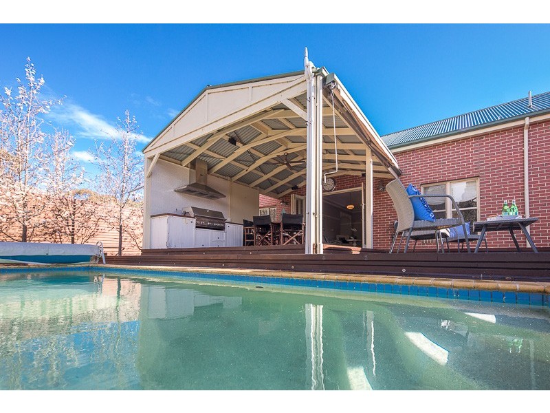 12 Manna Gum Close, Sunbury VIC 3429