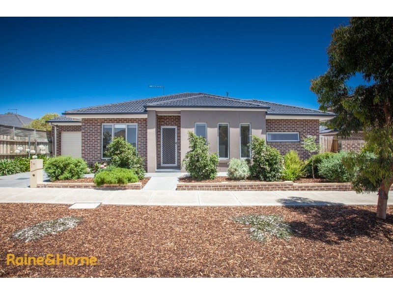 52 Ferris Street, Sunbury VIC 3429