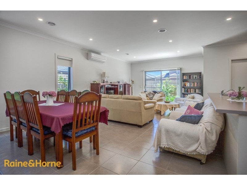 52 Ferris Street, Sunbury VIC 3429