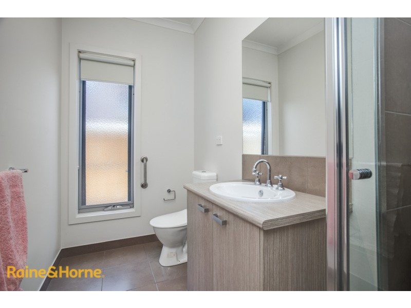 52 Ferris Street, Sunbury VIC 3429