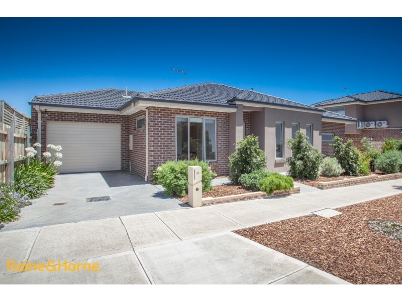 52 Ferris Street, Sunbury VIC 3429