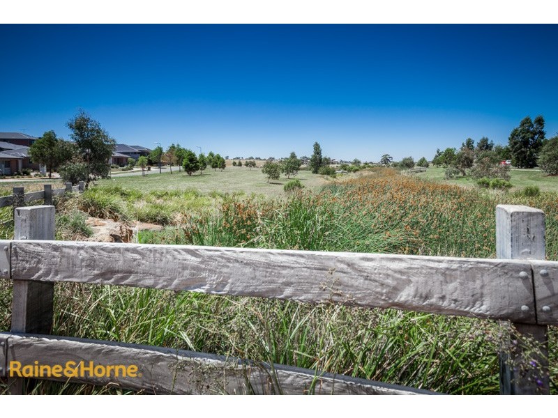 52 Ferris Street, Sunbury VIC 3429