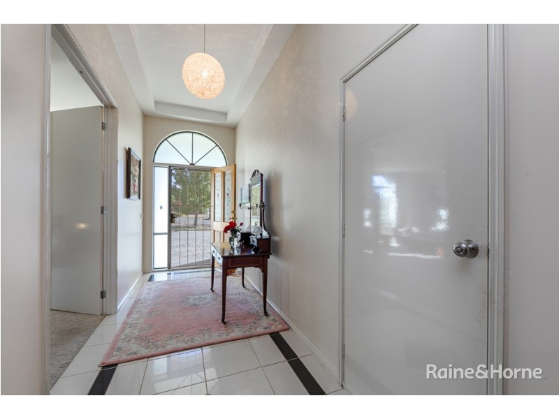 1 Old Winery Road, Sunbury VIC 3429
