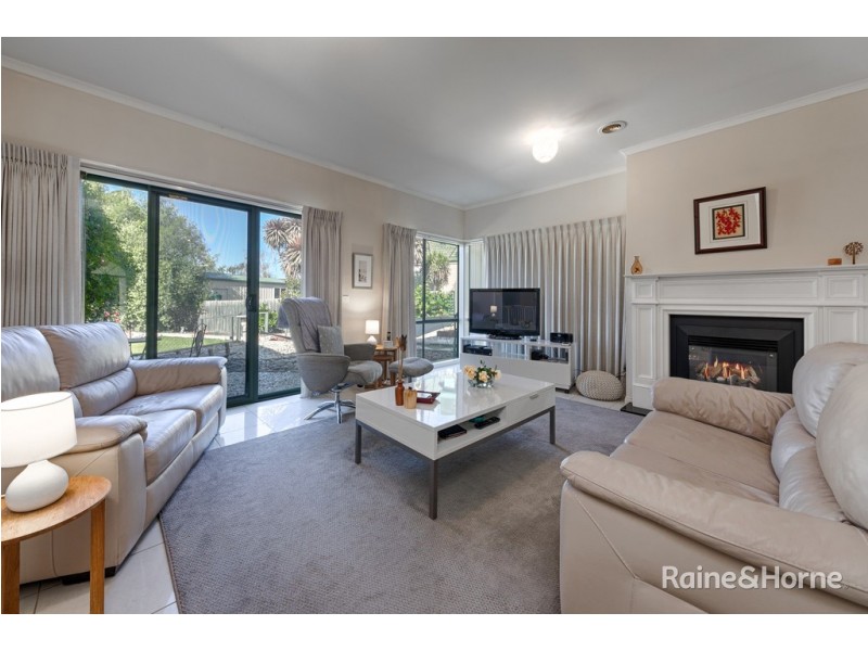 1 Old Winery Road, Sunbury VIC 3429