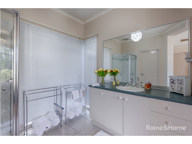 1 Old Winery Road, Sunbury VIC 3429