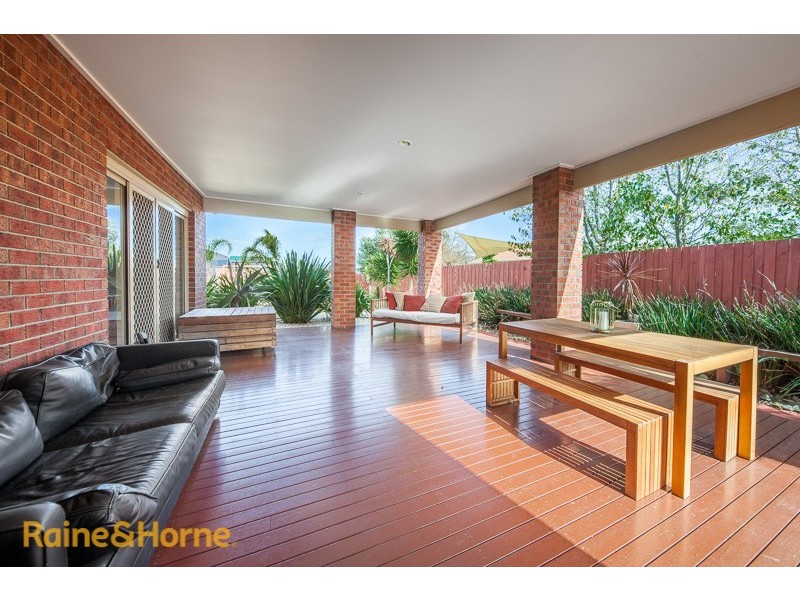 4 Frontignac Court, Sunbury VIC 3429