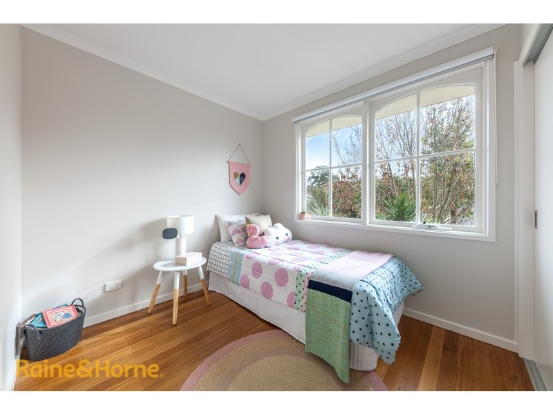 17 Gilchrist Crescent, Sunbury VIC 3429