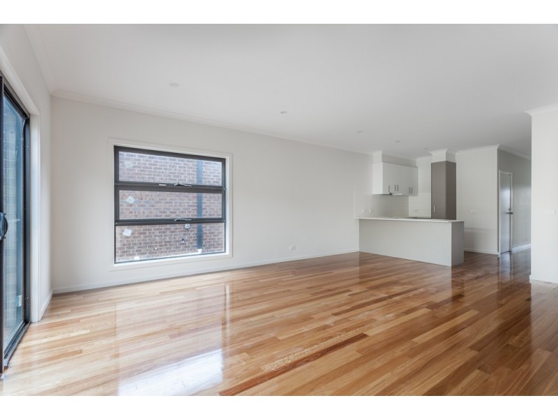 122 Anderson Road, Sunbury VIC 3429