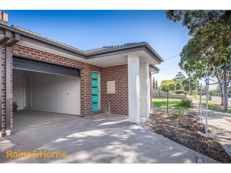 122 Anderson Road, Sunbury VIC 3429