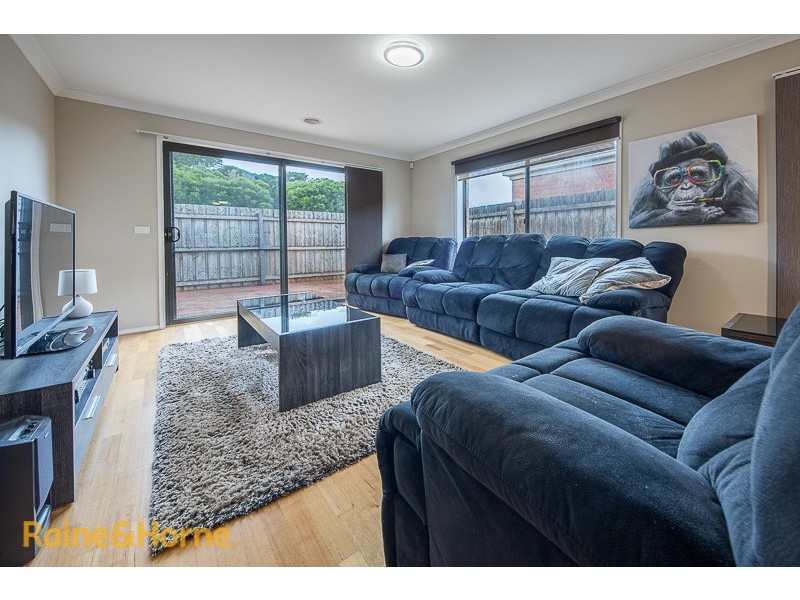 10 Universal Court, Diggers Rest VIC 3427