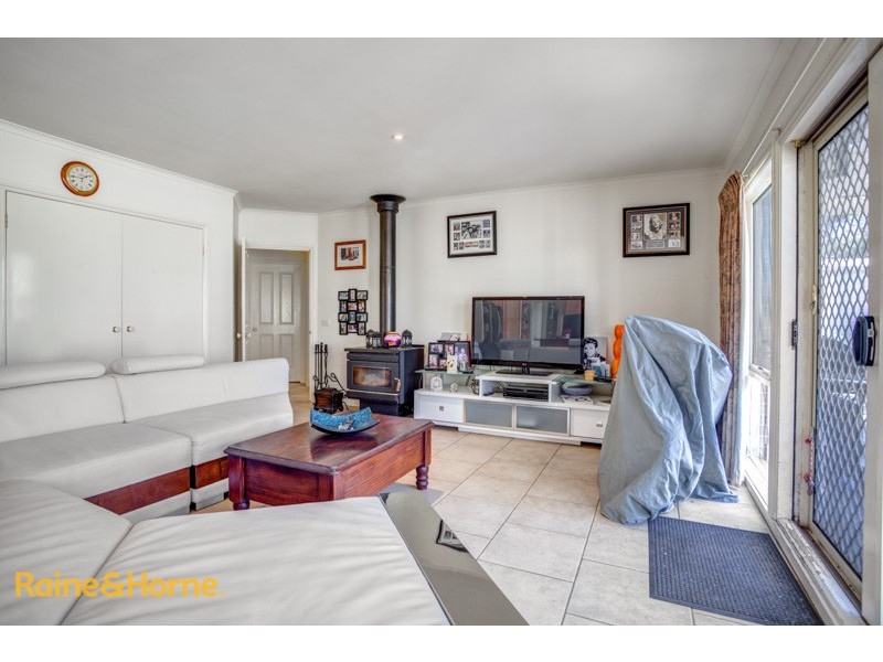 15 Winilba Road, Sunbury VIC 3429