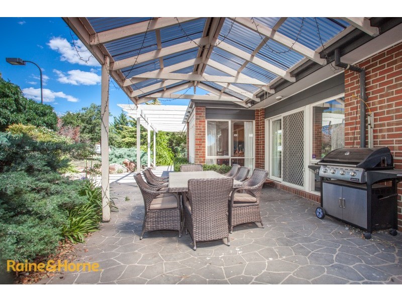 15 Winilba Road, Sunbury VIC 3429