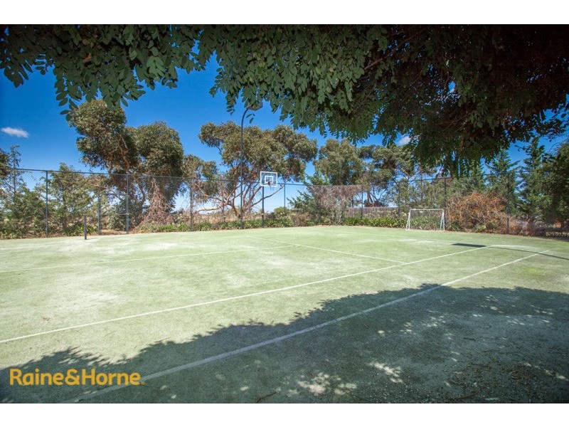 15 Winilba Road, Sunbury VIC 3429