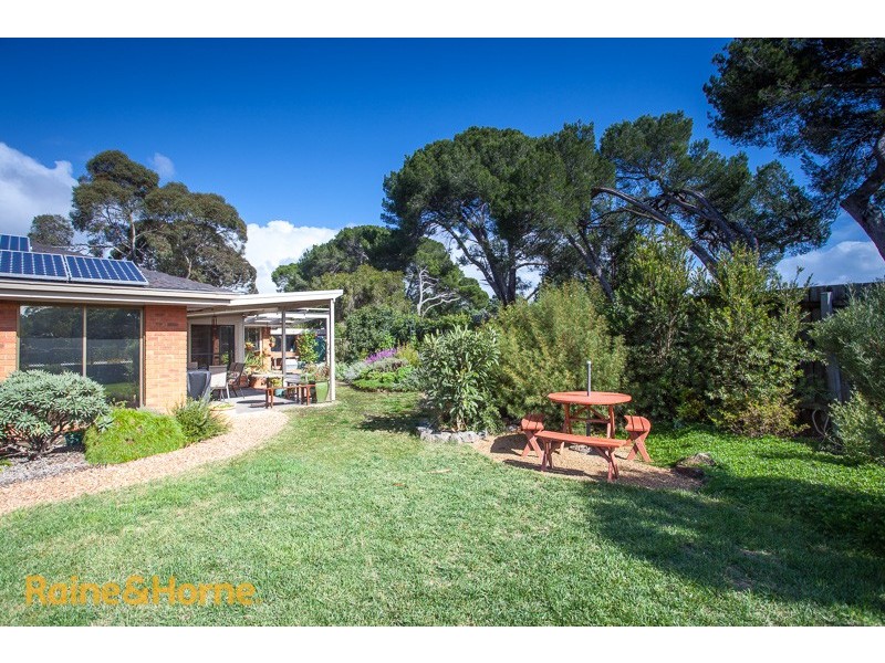 46 Ardcloney Drive, Sunbury VIC 3429