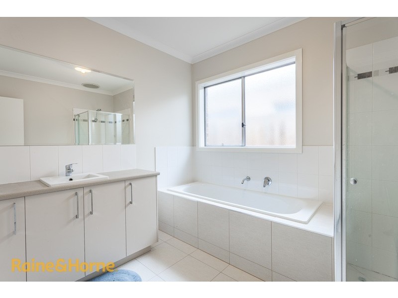 31 Keeper Street, Sunbury VIC 3429