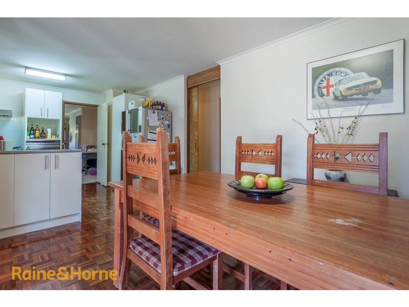 7 Carnoustie Drive, Sunbury VIC 3429