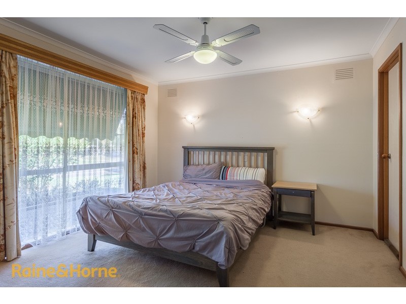 7 Carnoustie Drive, Sunbury VIC 3429