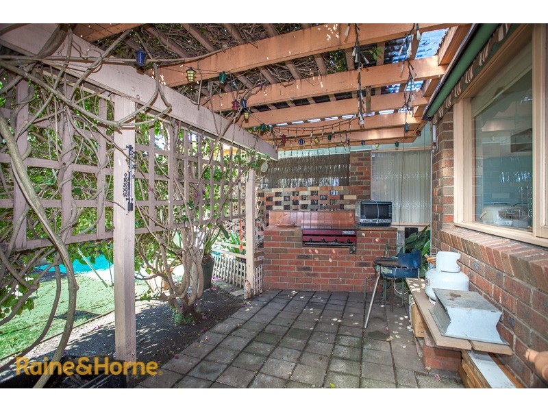 7 Carnoustie Drive, Sunbury VIC 3429