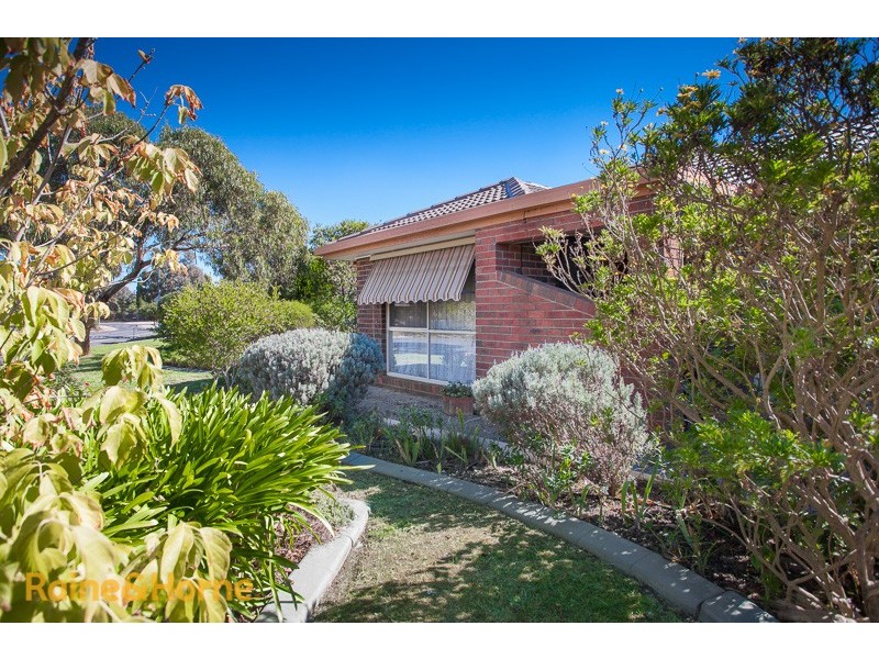 7 Carnoustie Drive, Sunbury VIC 3429