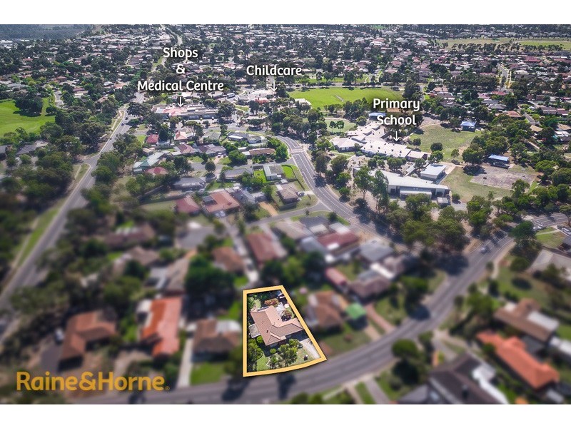 7 Carnoustie Drive, Sunbury VIC 3429