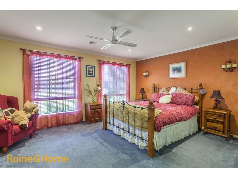 7 Malbec Court, Sunbury VIC 3429