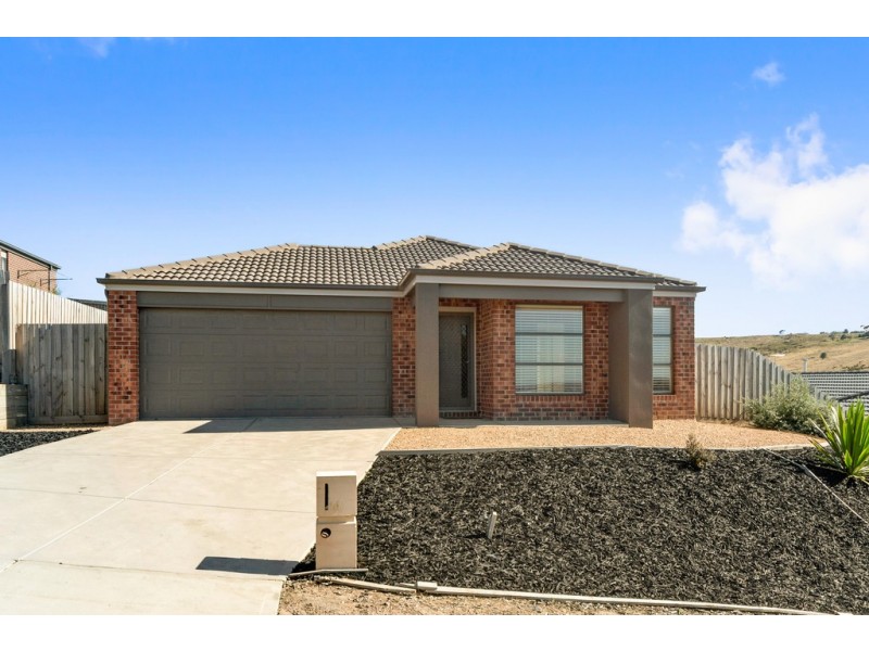 14 Cannington Grove, Sunbury VIC 3429