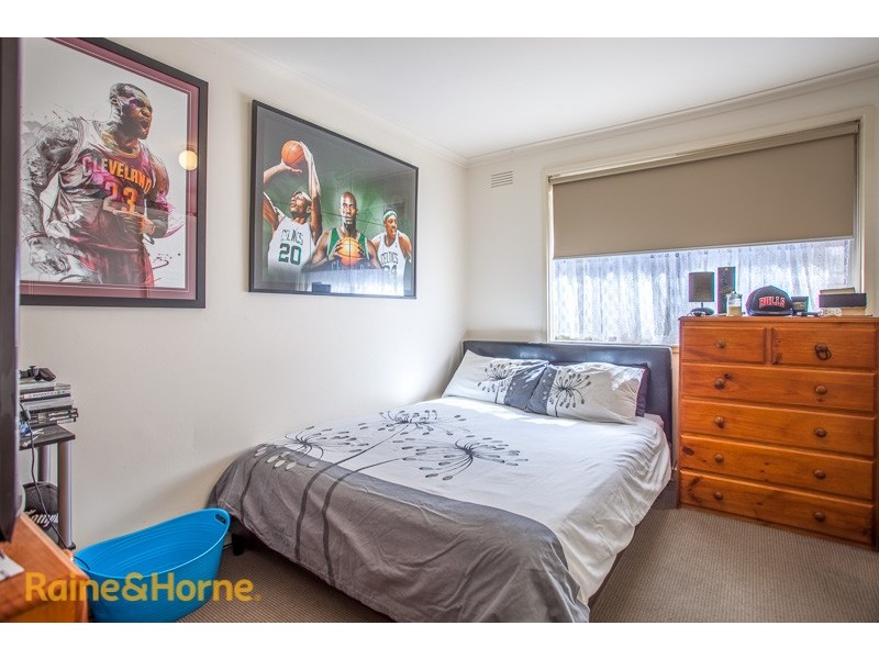 13 Melba Avenue, Sunbury VIC 3429